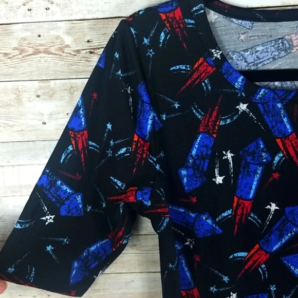 LulaRoe, Navy and Red fitted dress with fireworks, Sz S - Picture 4 of 6